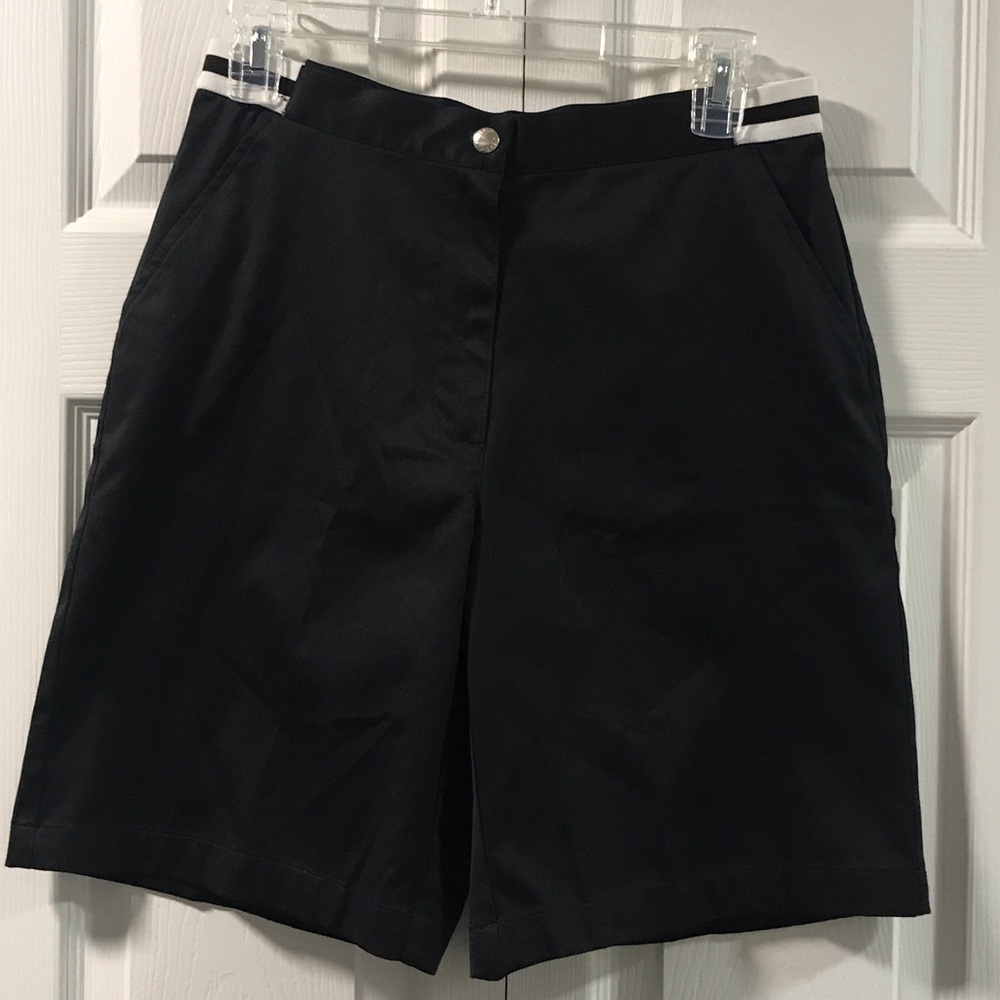 Liz Claiborne Black Golf Bermudas with White Accents